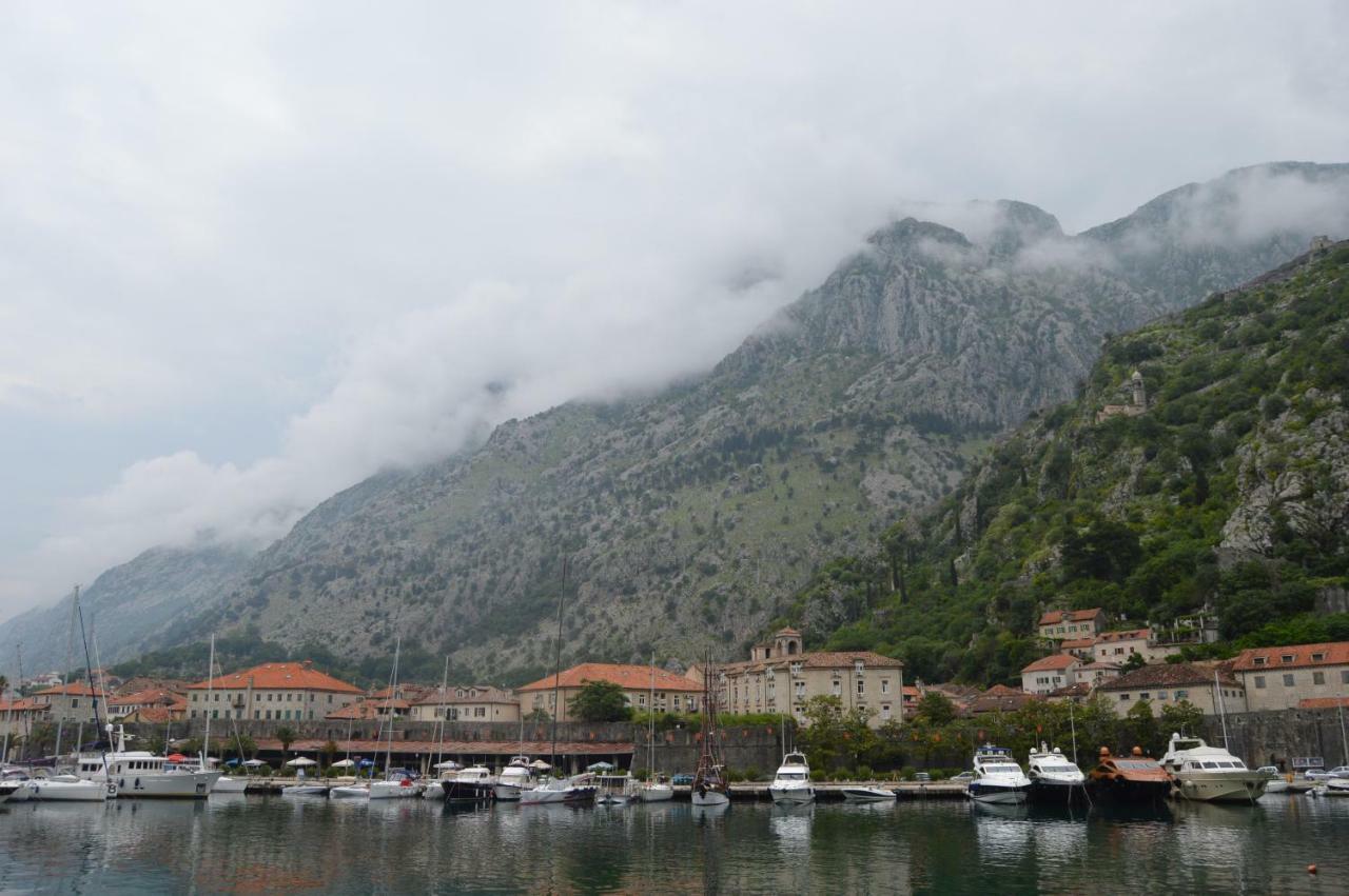 Apartments Qualitas Kotor Dış mekan fotoğraf
